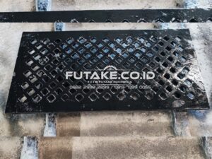 besi penutup selokan drainase mutu terjamian