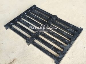 grill penutup selokan besi