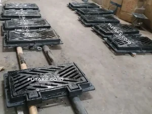 deskripsi grill besi penutup selokan