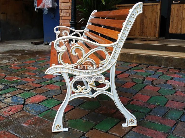 kursi-ukel-minimalis-baut-kuningan