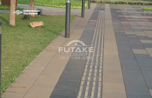 tactile block di pedestrian