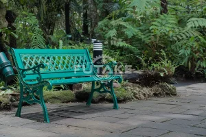 Kursi Taman Besi Cor