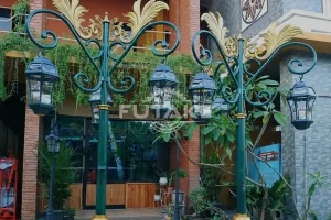 model tiang lampu klasik ornamental