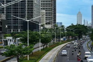 kecepatan angin pada tiang lampu