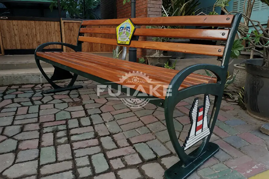 kursi taman custom logo kota