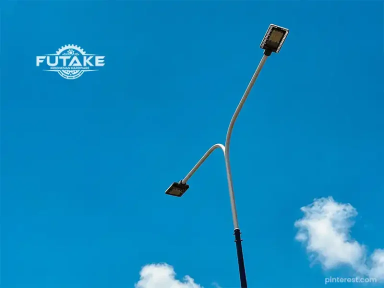 Ilustrasi tiang lampu double arm untuk penerangan jalan dan kawasan perkotaan